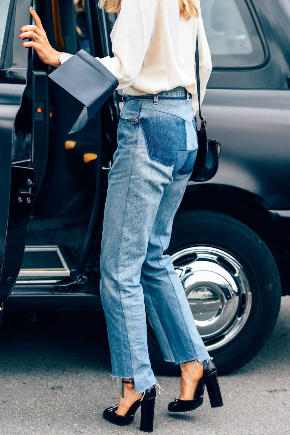 How To Wear The Frayed Hem Jeans Trend Like A Babe